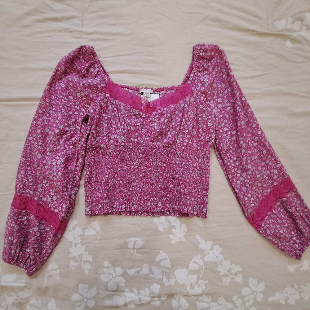 (NWOT) American Eagle Fitted Print Shirt (S)